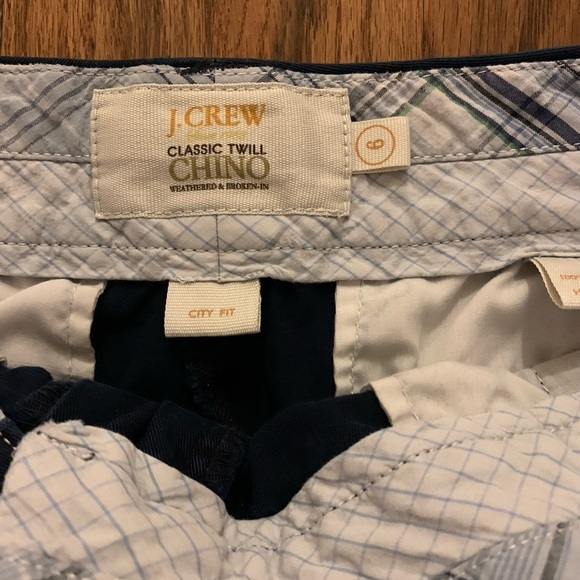 J.Crew navy classic twill chino shorts, size 6 - Picture 3 of 5